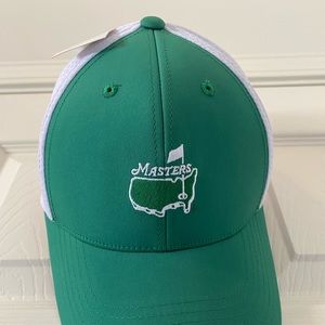 Adjustable green and white Masters Hat. NWT.